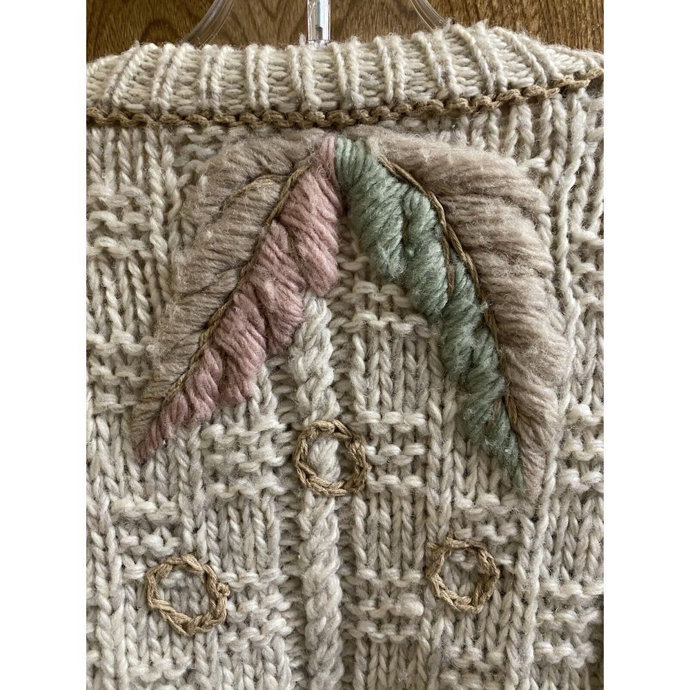 Vintage Liz Claiborne Hand Knit Wool Button-up Sweater Pastel Designs Grandma L - Picture 10 of 16